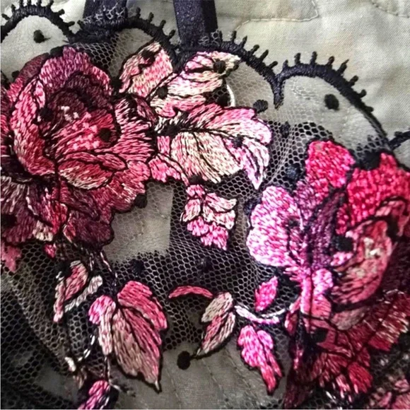 For Love And Lemons Floral Lace Bra in Black and Pink in XXS - Picture 2 of 3